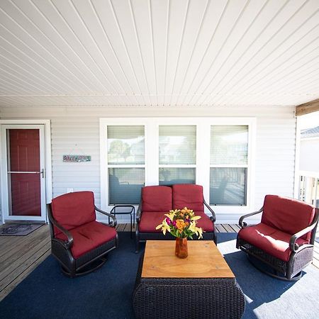 Relax At Our Beach Haven - Pet Friendly Galveston Eksteriør billede