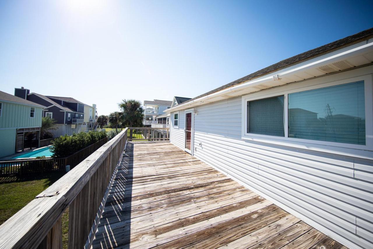 Relax At Our Beach Haven - Pet Friendly Galveston Eksteriør billede