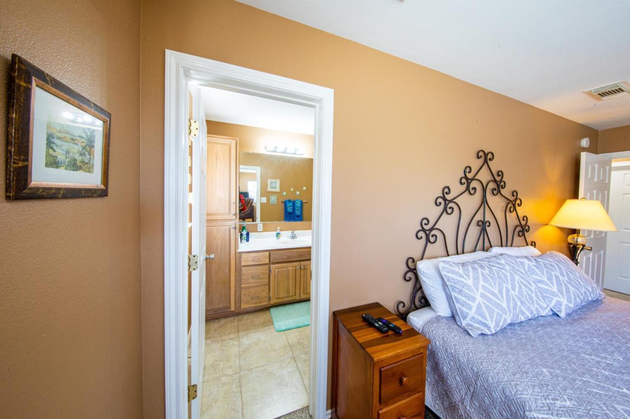Relax At Our Beach Haven - Pet Friendly Galveston Eksteriør billede